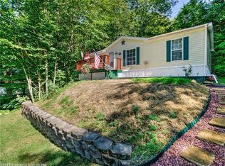 883 Memorial Dr, Winthrop, ME 04364