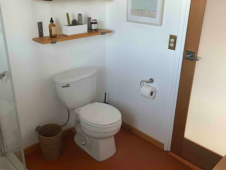 2775 Chapton Ln — Photo 14