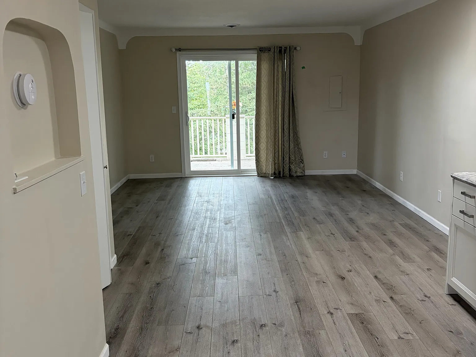 159 Riverview Dr Apartments, Monticello - 5 — Photo 4