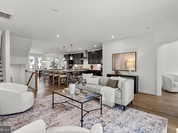 3rd image of 14420 Beckett Glen Cir Unit 902