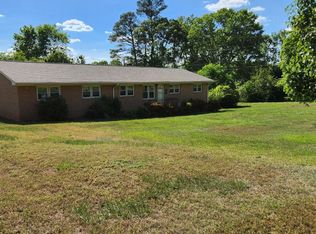 100 Shadowview Dr, Roebuck, SC 29376