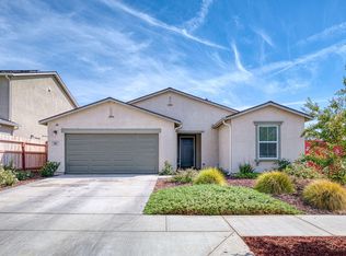 545 W Bravo Avenue, Woodlake, CA 93286