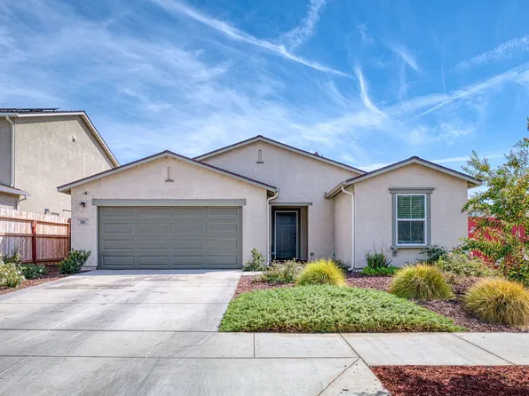 545 W Bravo Avenue, Woodlake, CA 93286