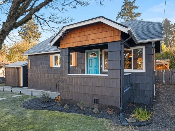8924 N Courtenay Ave, Portland, OR 97203