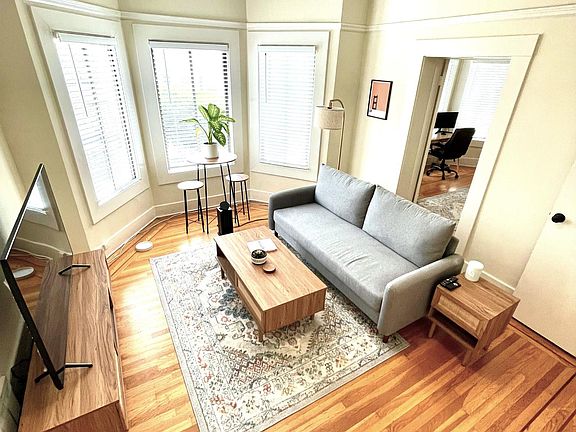 4th image of 1220 Pine St #5