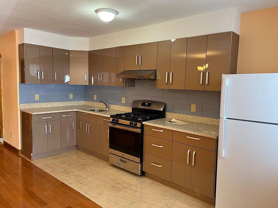 1st image of 3604 Avenue S