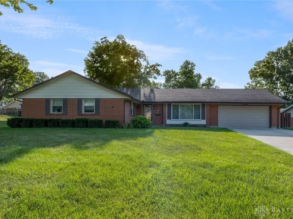 4200 Clarendon Dr, Kettering, OH 45440