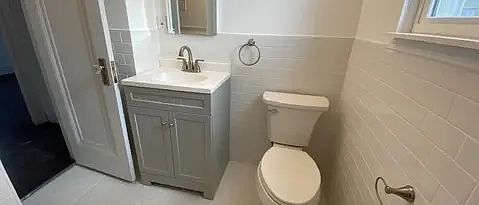 2nd image of 636 Garfield Ave #1
