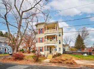 55 Mount Tom Ave, Easthampton, MA 01027