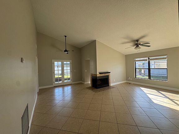 5th image of 897 S Patrick Dr