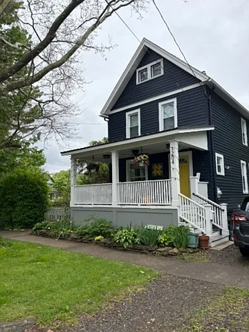 1204 N Tioga St — Photo 2