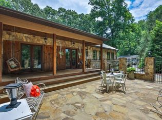 162 Genes Rd, Franklin, NC 28734