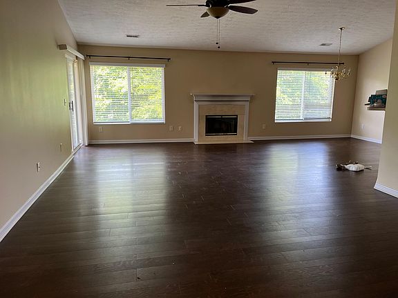 5th image of 1612 Ashley Ct APT 301