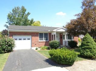 15 N 6th St, Coplay, PA 18037