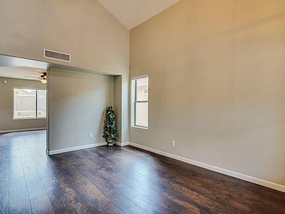 5th image of 1769 W Prospector Way