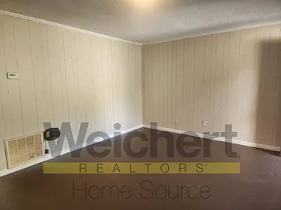 915 Grayson St #3 — Photo 2