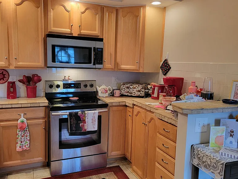 58 Beech St — Photo 2