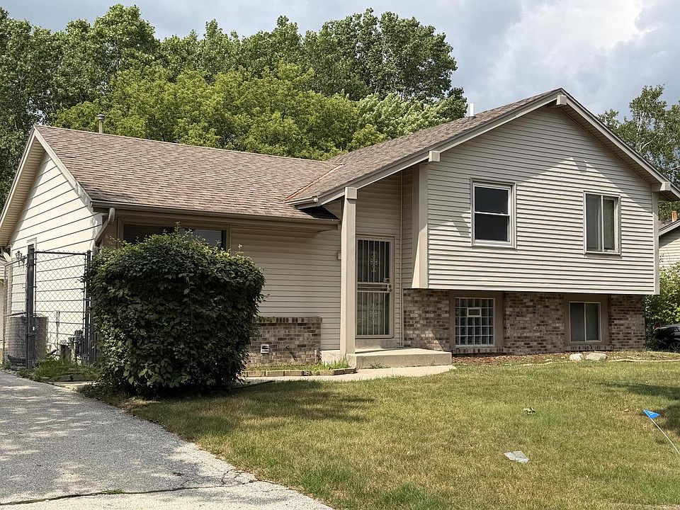 1st image of 9812 W Darnel AVENUE