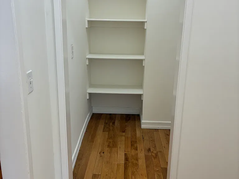 800 Las palmas LLC — Photo 9