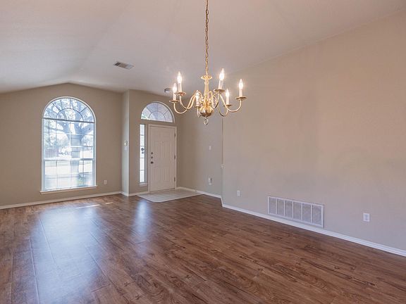 5th image of 12729 Council Bluff Dr