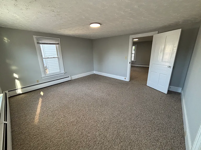19 W High St #2 — Photo 6