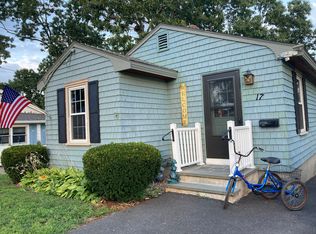 17 Graham St, Wareham, MA 02571