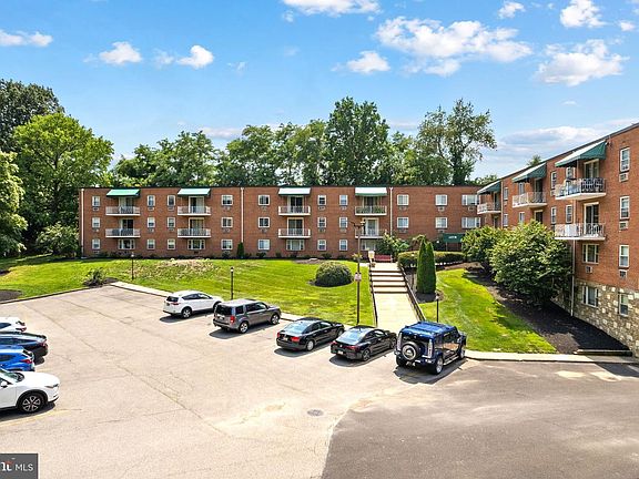 3rd image of 1600 Church Rd APT A111