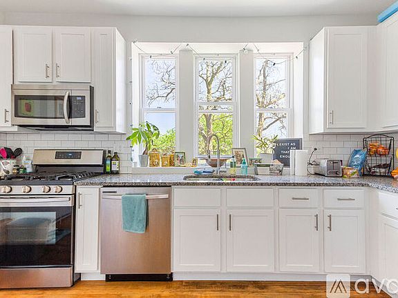 2nd image of 3734 W Diversey Ave #3F