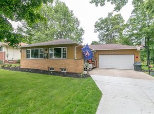 8245 Tilby Rd, North Royalton, OH 44133