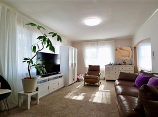 479 Van Sicklen St, Brooklyn, NY 11223