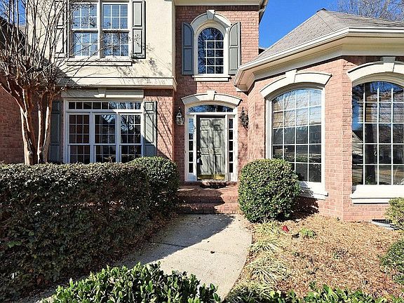 2nd image of 10020 Southmoor Ln