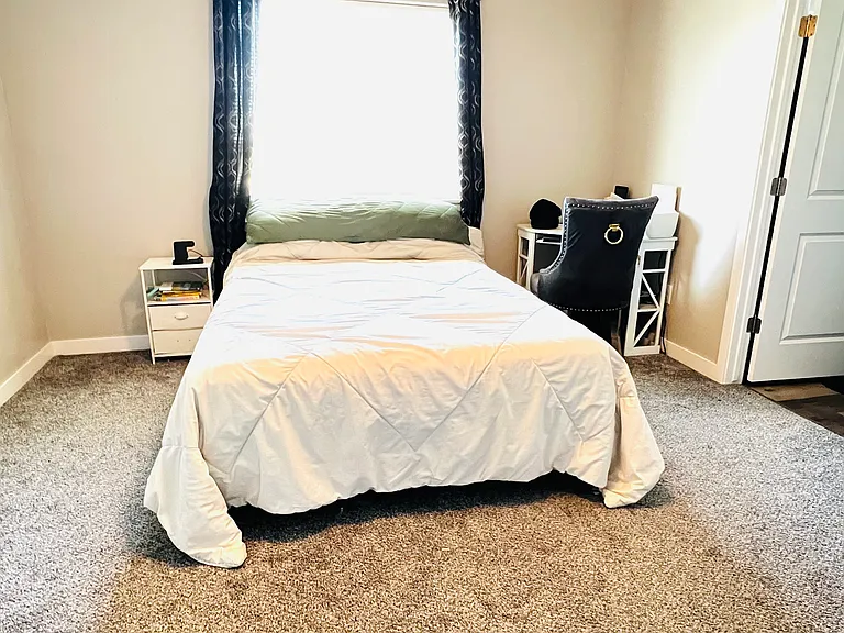 557 S Levi Ln — Photo 7