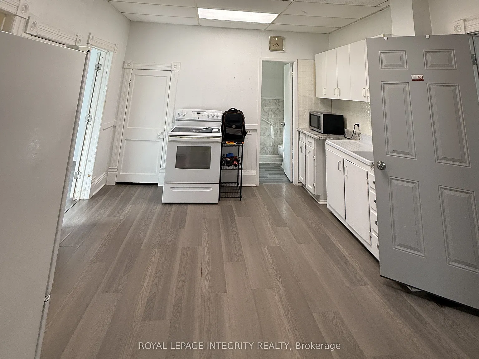 2 bed, $1,400 — Photo 2