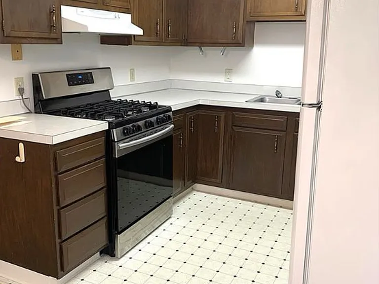 7531 E 6th Ave #B — Photo 5