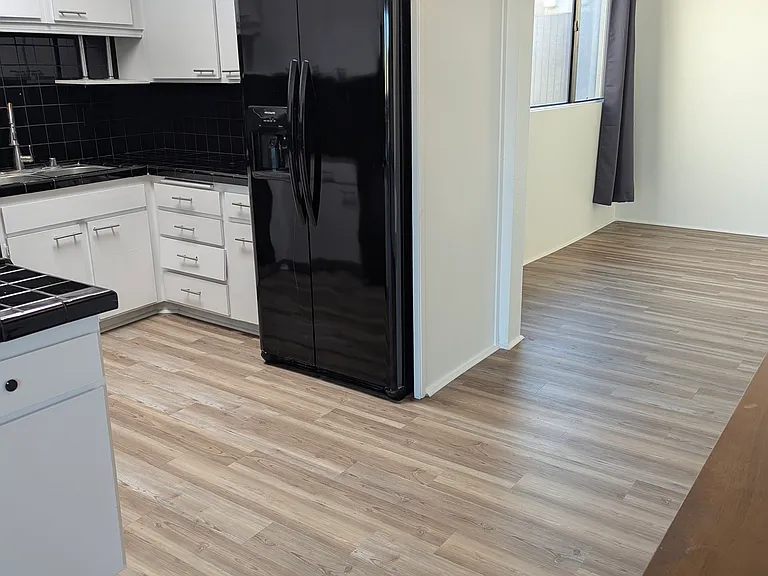 425 Bradshaw Ln #63 — Photo 8