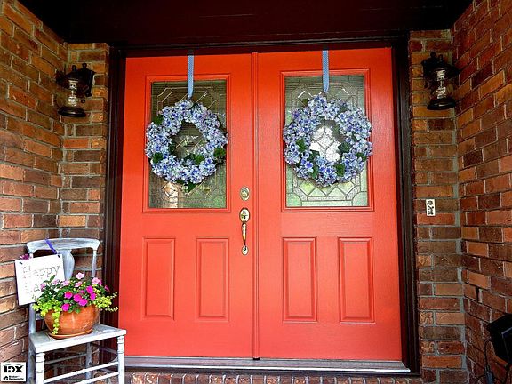 1140 Shady Grove-Porch Double Entry