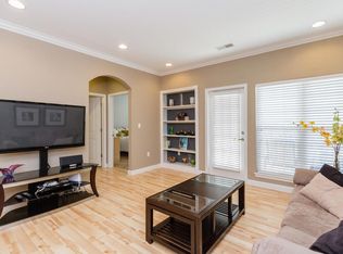 283 Scenic Cove Ln, Saint Charles, MO 63303