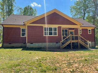 2412 Patrick Dr, Mebane, NC 27302