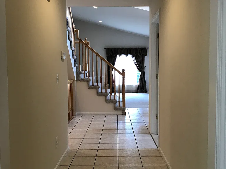 7782 Watford Dr — Photo 8