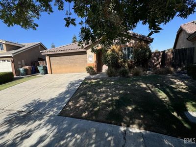 6002 Declaration Way, Bakersfield, CA, 93313