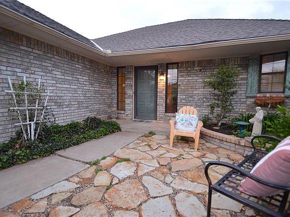 2nd image of 4313 Dahoon Dr