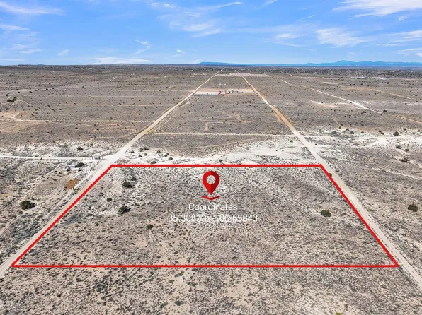 3909 Falcon Rd NE, Rio Rancho, NM 87144