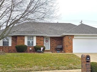 413 W River Birch Ct, Nixa, MO 65714