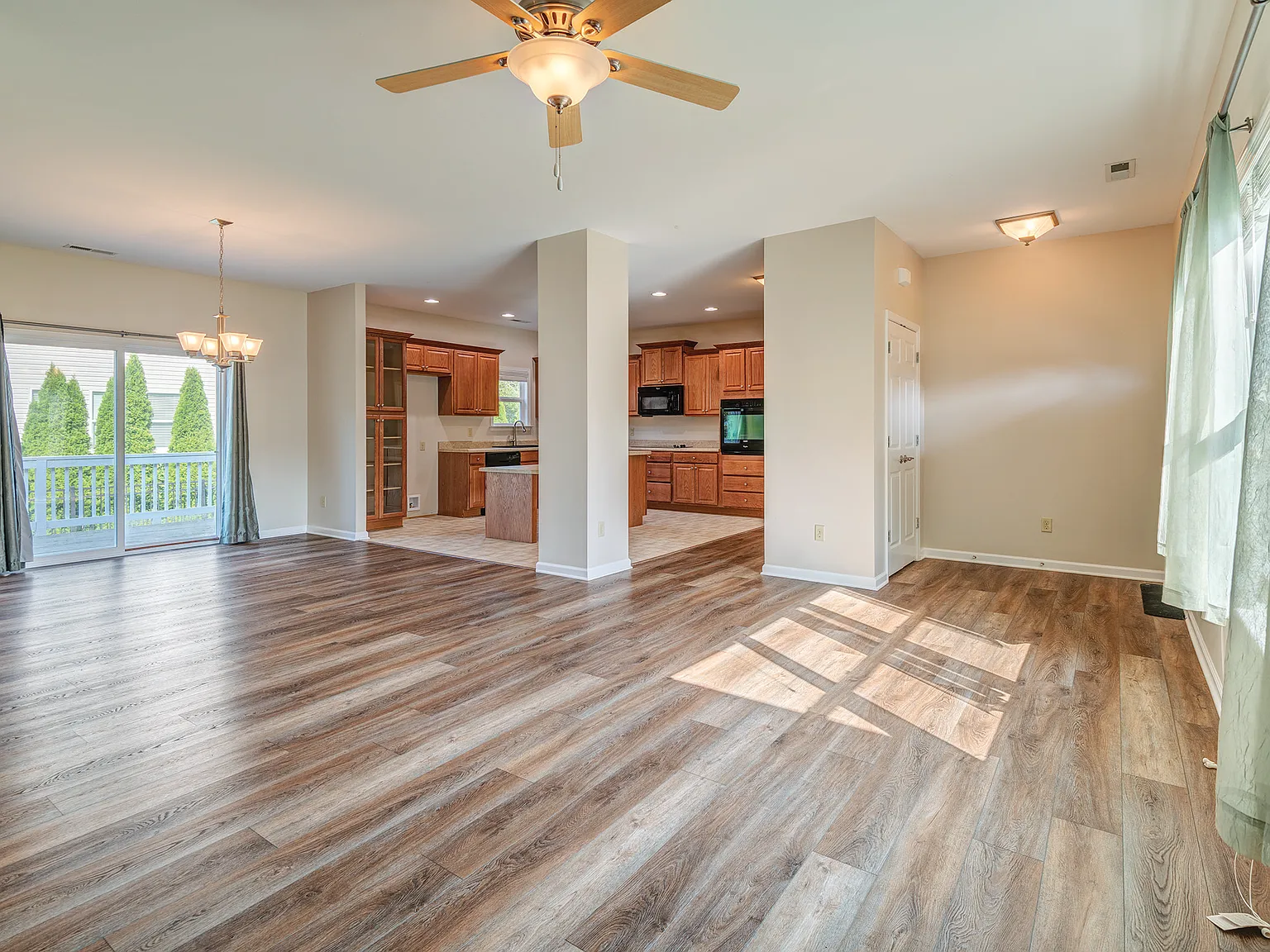 175 Springfield Meadow Drive - 1 — Photo 4