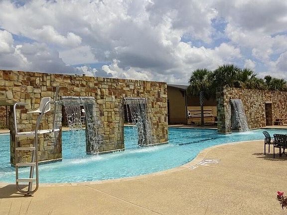 5th image of 31319 Greenville Creek Lane