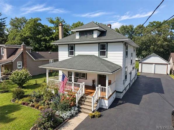 2514 Emery Rd, South Wales, NY 14139