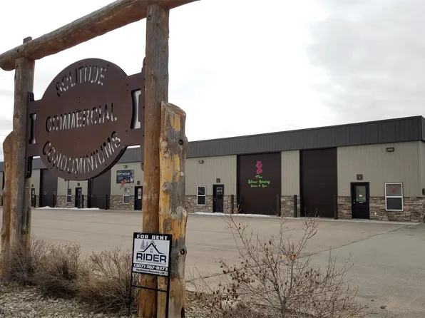 215 Country Club Ln APT 2, Pinedale, WY 82941