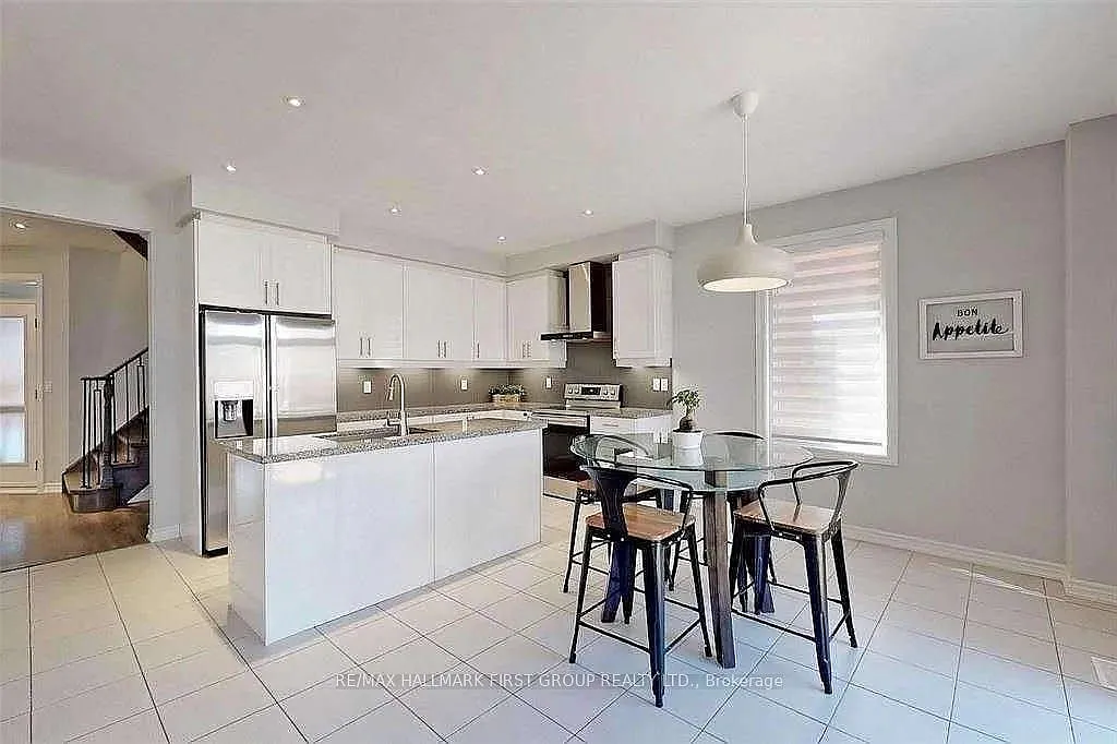 4 bed, $3,199 — Photo 3