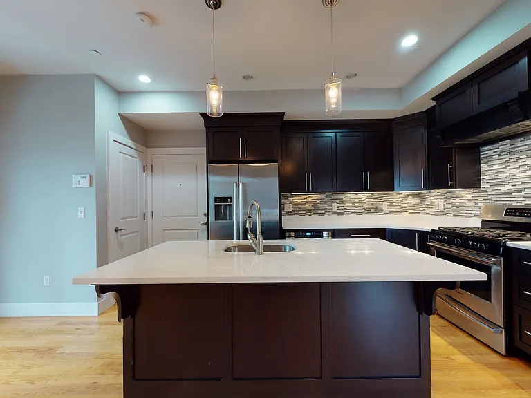41 W 2nd St #2 — Photo 5