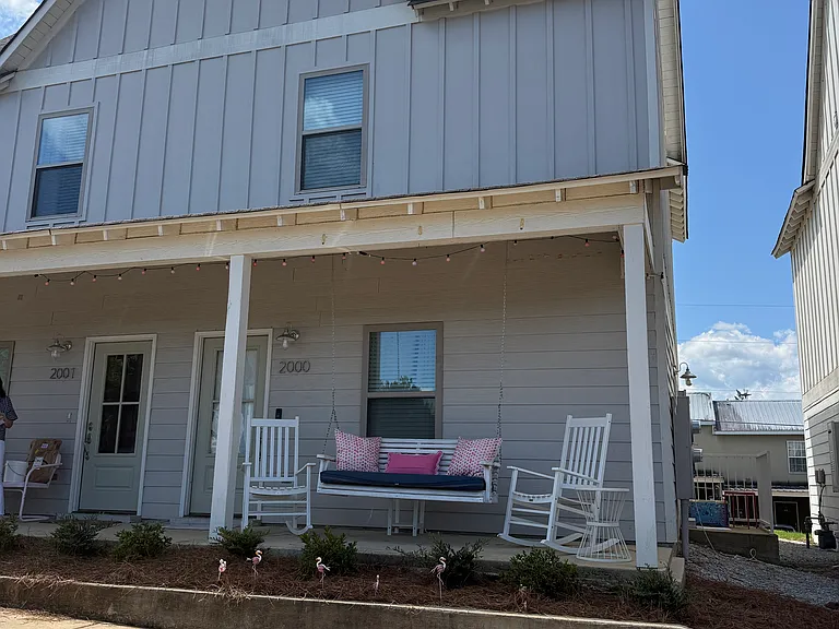 Taylor Road Cottages — Photo 3